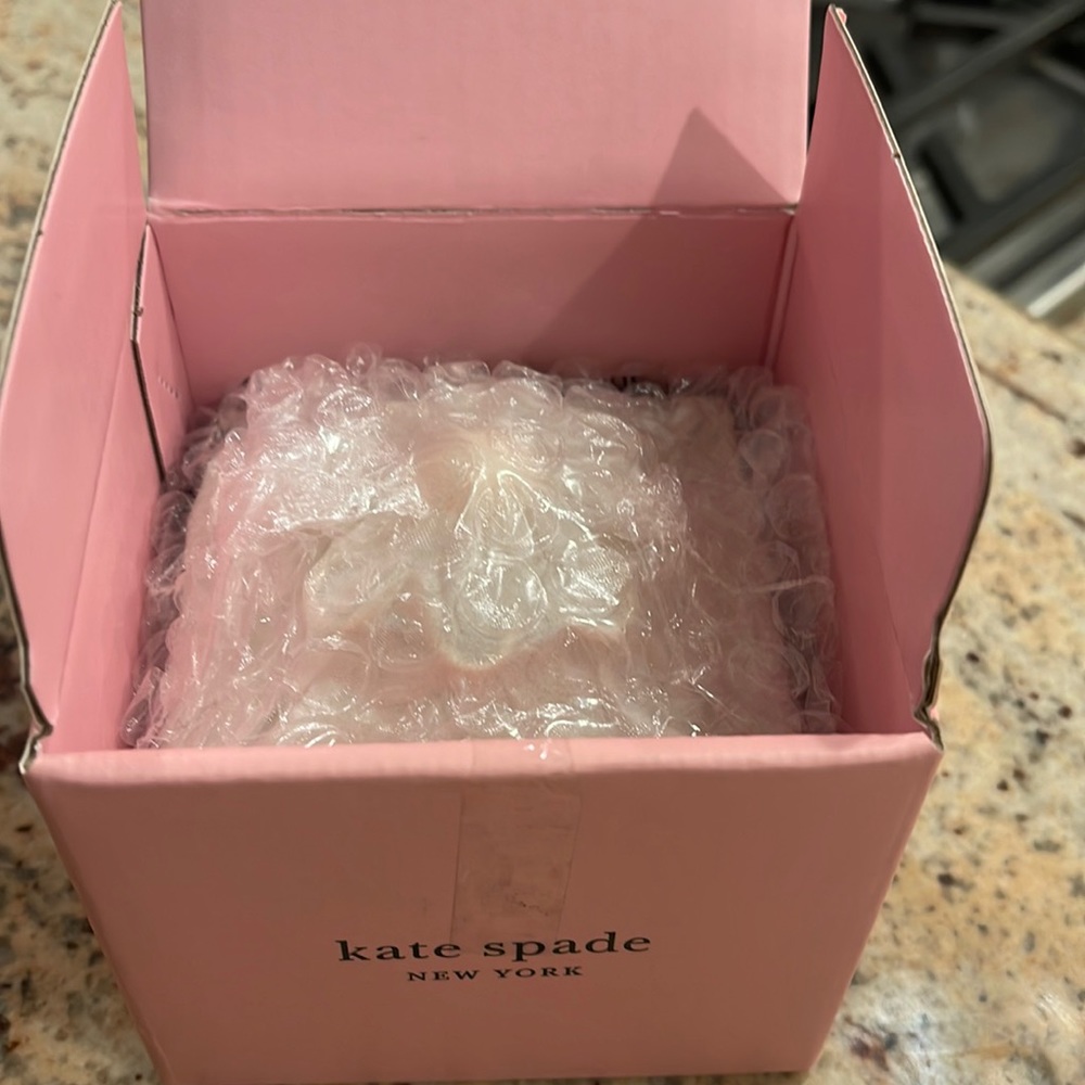 Kate Spade Lenox Keaton Street Cream Jewelry Box home decor NWT - Picture 6 of 11